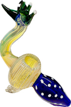 Load image into Gallery viewer, Ripkitty 5” Peacock Dry Herb Hand Pipe