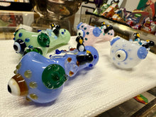 Load image into Gallery viewer, Ripkitty 4.5" Tobacco Dry Herb Hand Pipe Spoon Color Tube Glass with Penguins Art