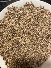 Load image into Gallery viewer, Ripkitty Premium Raw Organic Hemp Seeds Poultry Birds