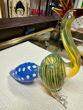 Load image into Gallery viewer, Ripkitty 5” Peacock Dry Herb Hand Pipe