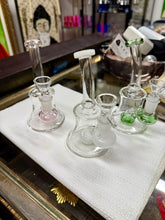 Load image into Gallery viewer, Ripkitty 7” Conical Bong Color Shower with 14mm Male Bowl