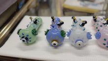 Load and play video in Gallery viewer, Ripkitty 4.5" Tobacco Dry Herb Hand Pipe Spoon Color Tube Glass with Penguins Art