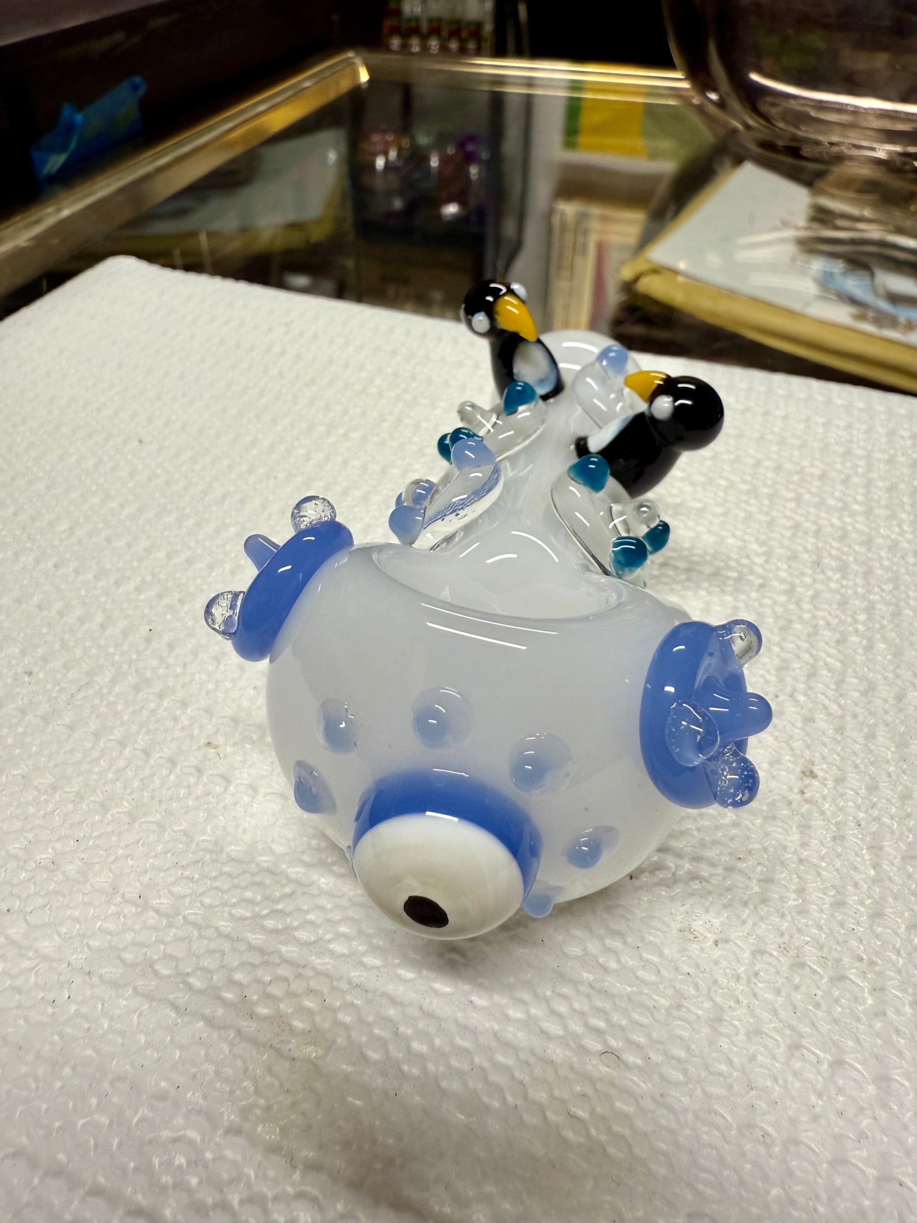 Ripkitty 4.5" Borosilicate Glass Spoon Pipe | Penguin Art Series (Dry Herb/Tobacco)