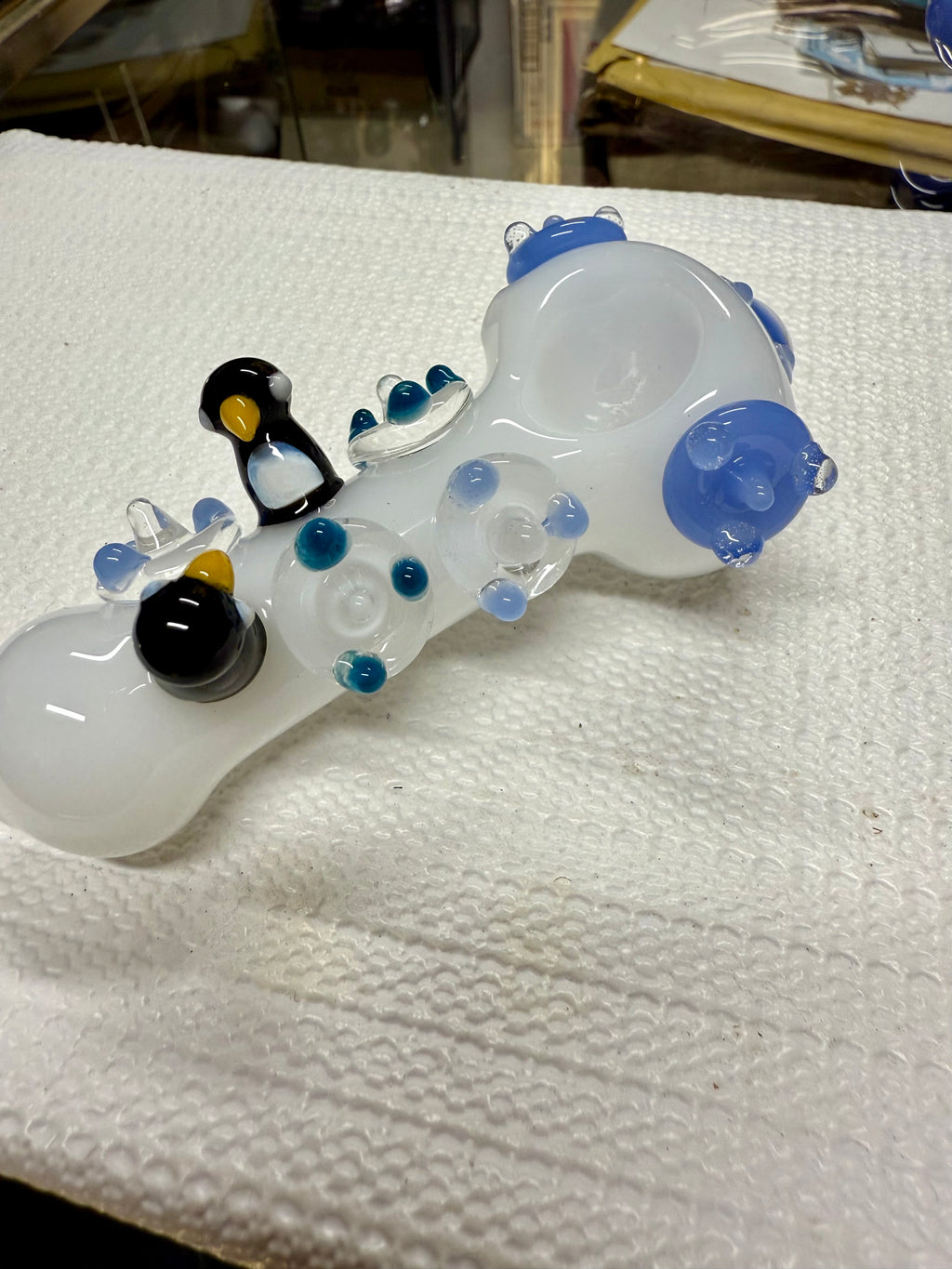 Ripkitty 4.5" Borosilicate Glass Spoon Pipe | Penguin Art Series (Dry Herb/Tobacco)