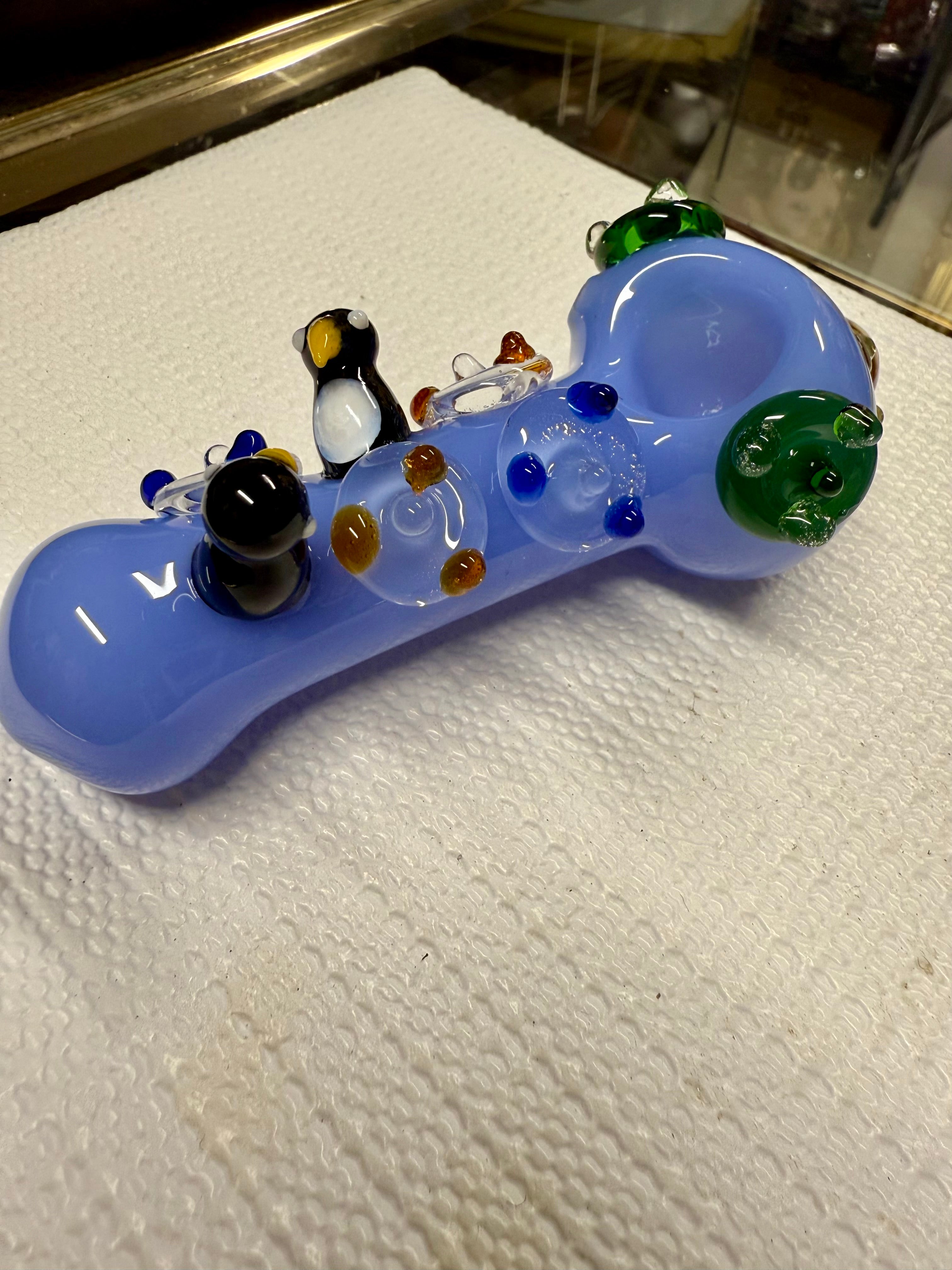 Ripkitty 4.5" Borosilicate Glass Spoon Pipe | Penguin Art Series (Dry Herb/Tobacco)