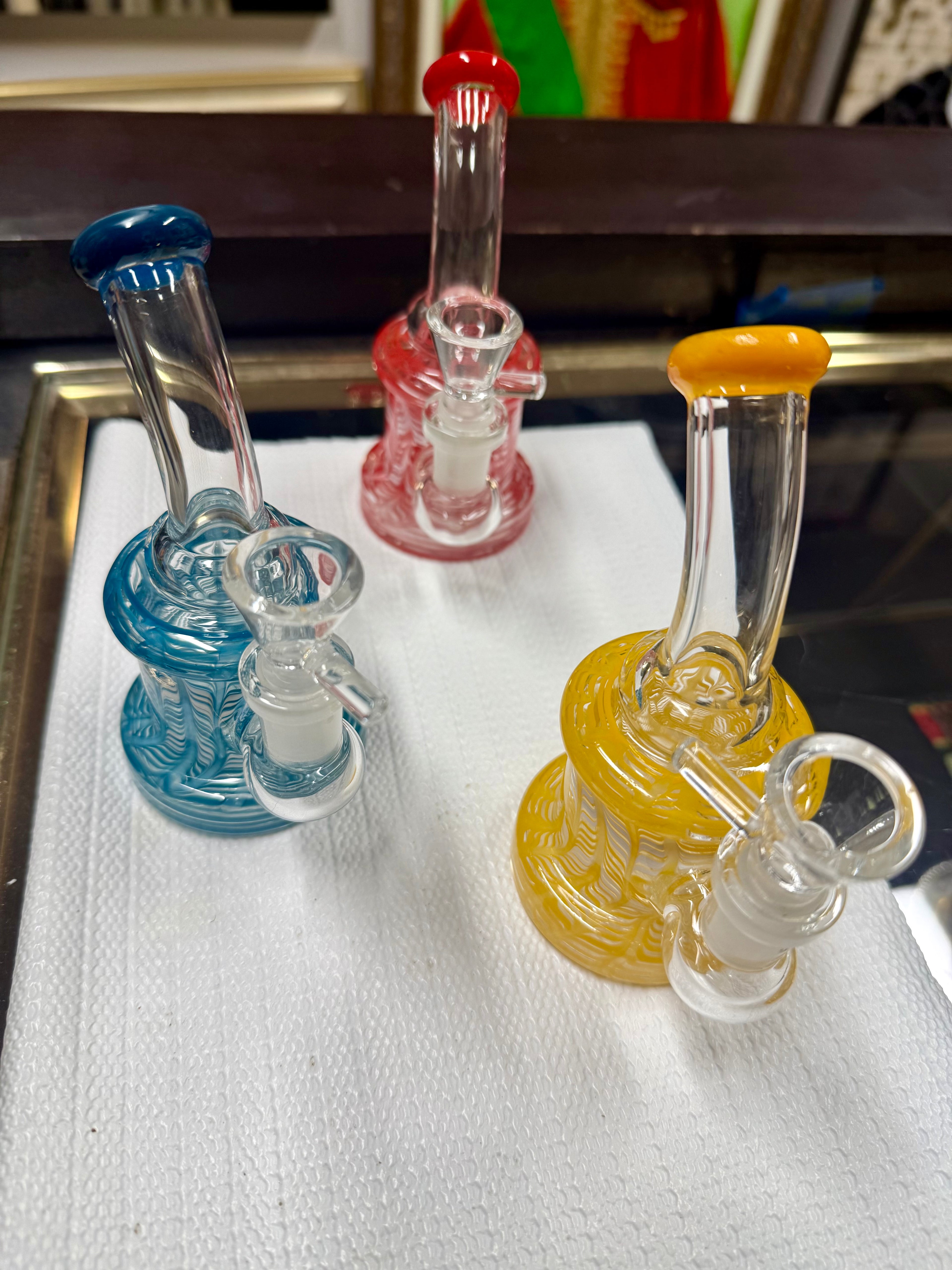 Ripkitty 5” Fancy Mini Bong with Rod Color and 14mm Male Bowl – Colors May Vary