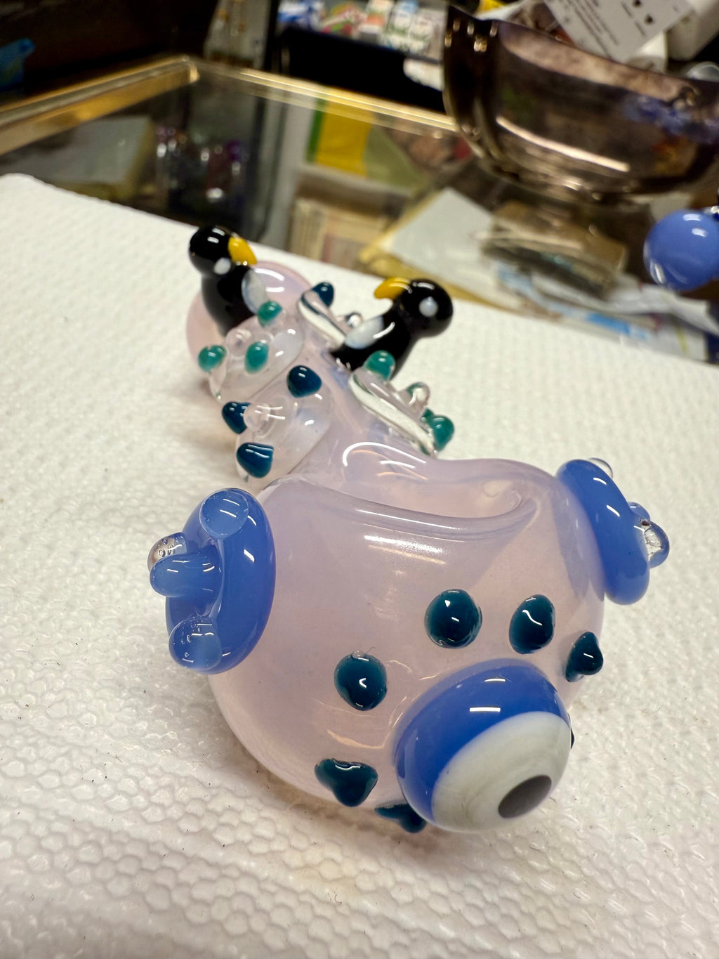 Ripkitty 4.5" Borosilicate Glass Spoon Pipe | Penguin Art Series (Dry Herb/Tobacco)